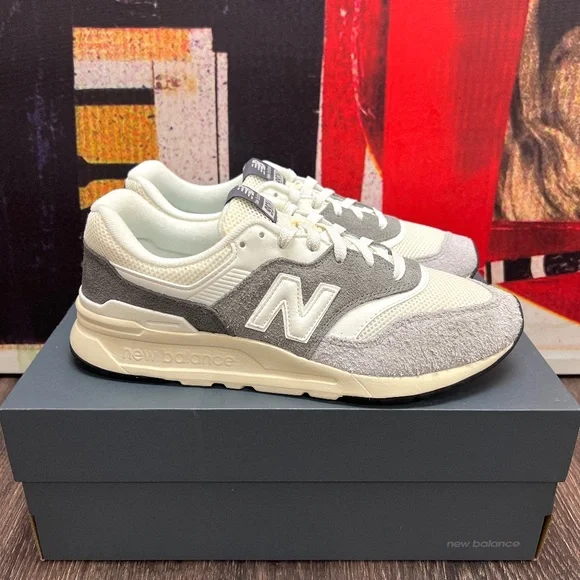 2022 New Balance 997 Light Aluminum / Team Away Grey 3M Reflective CM997HRK - Picture 1 of 14